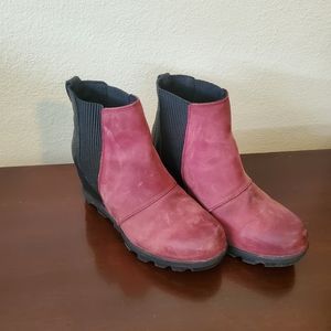 WOMEN'S JOAN OF ARCTIC™ WEDGE III CHELSEA BOOTIE